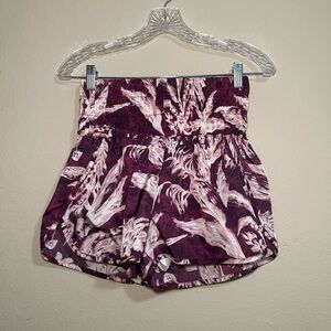 Women's Free People Movement The Way Home Purple Patterned Athletic Shorts Sz M